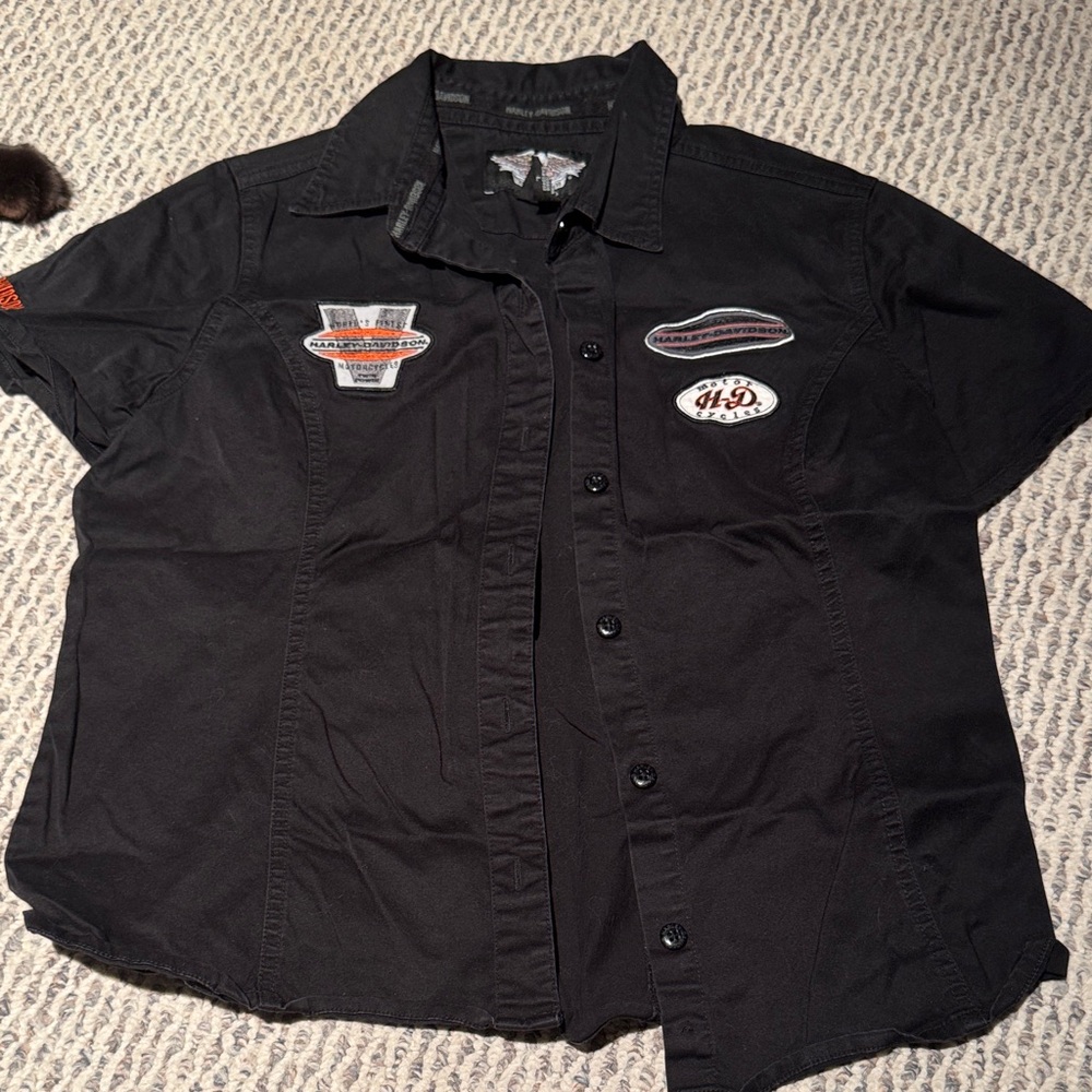 Woman’s Harley Davidson Black Button-Up Shirt